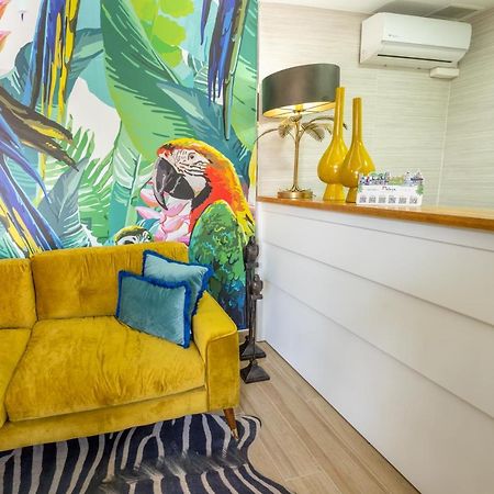 Hostal Romerito Málaga Esterno foto